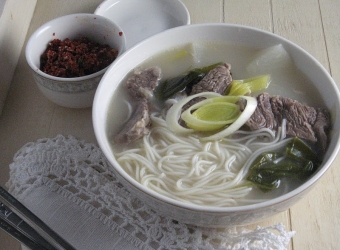 Sul Lung Tang / Seolleongtang (Beef Bone Soup)