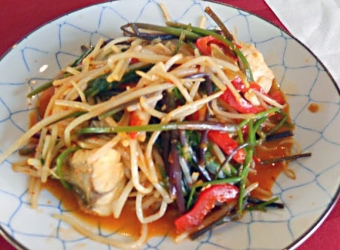 Agujjim (Braised Monkfish)