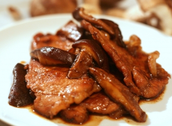 Buta no Shogayaki (Japanese Ginger Pork) 